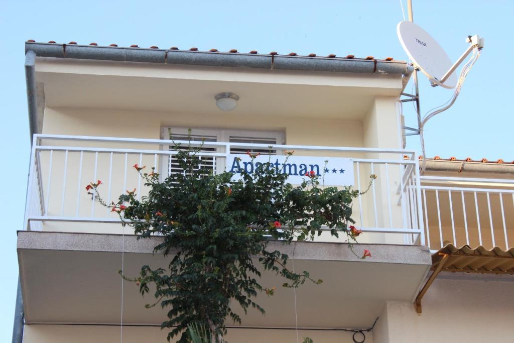 Apartments Miriam Srima Vodice Kültér fotó