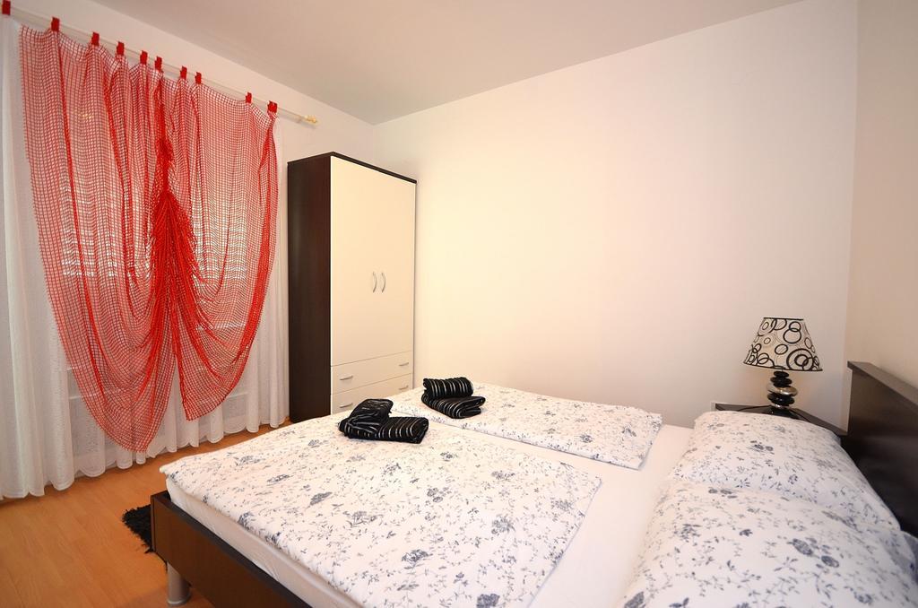 Apartments Miriam Srima Vodice Kültér fotó